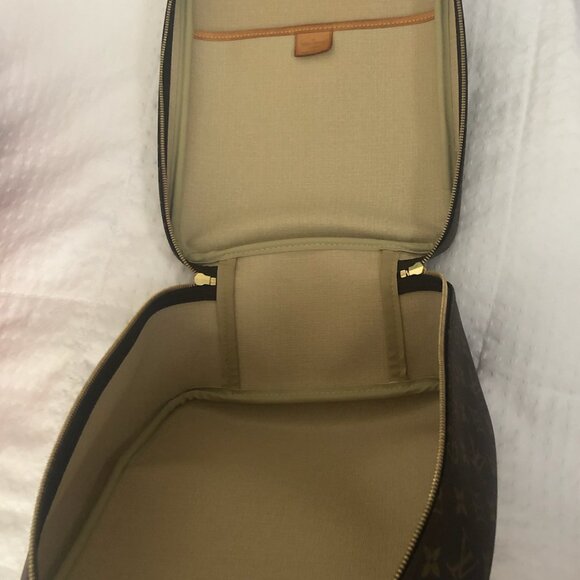 LOUIS VUITTON EXCURSION HAND SHOES BAG PURSE MONOGRAM - Picture 9 of 16